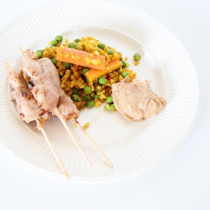 Koolhydraatarme nasi goreng met bloemkoolrijst!