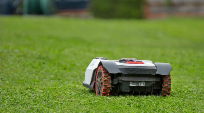 Waarom een robotmaaier op GPS een must is